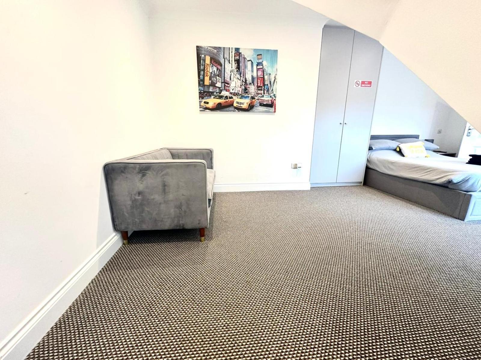 Stylish Modern, Private Apartment,15 Mins To Central London Hendon Ngoại thất bức ảnh